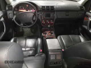 2002 Mercedes-Benz M 320/430/500 with VIN 4JGAB54E92A371393, listed as a Copart auction lot 52440815 with 119,610 mi miles and Clean Title. Bid and sale history available at DreamBid. Image 8.