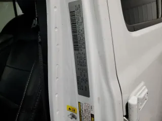 2020 Jeep Gladiator Overland z VIN 1C6HJTFG6LL135872, wystawiony jako Copart lot #59249895 z przebiegiem 113 519 mil mil oraz Czysty tytuł • Clean title. Historia ofert i sprzedaży dostępna na DreamBid. Obrazek 13.