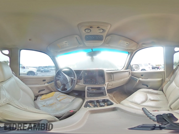 2004 GMC Yukon SLE with VIN 1GKEC13VX4R283538, listed as a Copart auction lot 83701914 with 293,108 mi miles and Salvage Title. Bid and sale history available at carsss.com. Image 14.