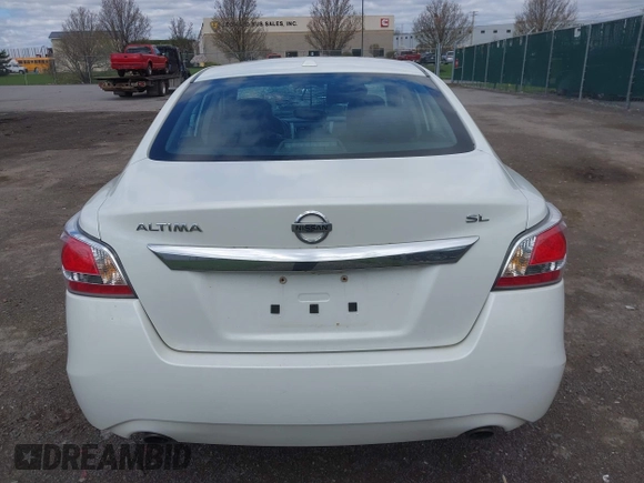 2015 Nissan Altima S with VIN 1N4AL3AP4FN860932, listed as a IAAI auction lot 42088842 with 138,119 mi miles and . Bid and sale history available at DreamBid. Image 16.
