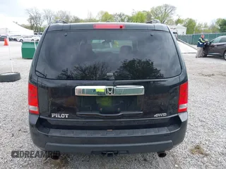 2011 Honda Pilot EX-L with VIN 5FNYF4H59BB039862, listed as a IAAI auction lot 42048218 with 174,102 mi miles and . Bid and sale history available at carsss.com. Image 16.