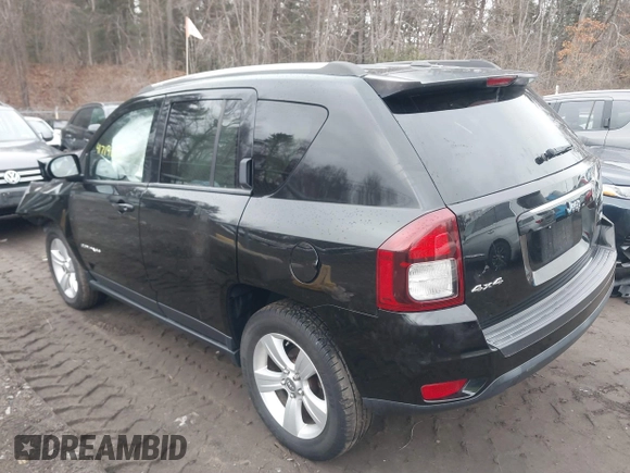 2015 Jeep Compass Latitude with VIN 1C4NJDEB3FD105704, listed as a IAAI auction lot 41719603 with 106,904 mi miles. Bid and sale history available at carsss.com. Image 3.