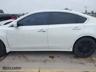 2013 Nissan Altima 2.5 S with VIN 1N4AL3AP5DC909516, listed as a IAAI auction lot 41635338 with 161,201 mi miles. Bid and sale history available at carsss.com. Image 15.