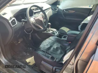 2014 Nissan Rogue S z VIN 5N1AT2MT1EC799624, wystawiony jako Copart lot #56358025 z przebiegiem 123 757 mil mil oraz Szkoda całkowita • Salvage title. Historia ofert i sprzedaży dostępna na DreamBid. Obrazek 7.