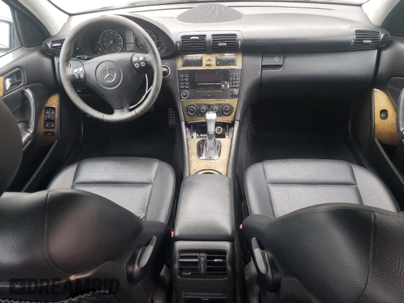 2007 Mercedes-Benz C 230 Sport с VIN WDBRF52H47F921486, выставлен на аукционе Copart как лот 63609215 с пробегом 186 189 миль миль и Чистый • Clean title. История ставок и продаж доступна на DreamBid. Изображение 8.