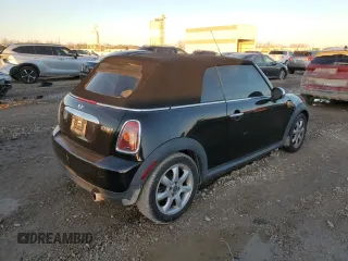 2009 MINI Convertible с VIN WMWMR335X9TU95882, выставлен на аукционе Copart как лот 85075864 с пробегом 101 873 миль миль и Чистый • Clean title. История ставок и продаж доступна на DreamBid. Изображение 3.