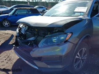 2020 Nissan Rogue SV with VIN JN8AT2MV8LW114301, listed as a IAAI auction lot 41601591 with 28,068 mi miles. Bid and sale history available at carsss.com. Image 18.