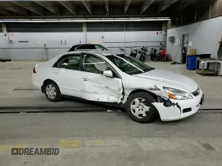 2007 Honda Accord LX with VIN 3HGCM56467G707085, listed as a Copart auction lot 56169445 with 184,254 mi miles and Salvage title. Bid and sale history available at DreamBid. Image 13.