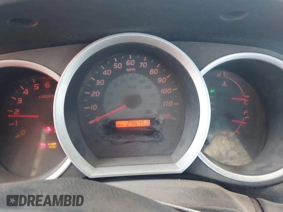 2006 Toyota Tacoma with VIN 5TENX22N06Z164962, listed as a IAAI auction lot 42067537 with 296,453 mi miles. Bid and sale history available at carsss.com. Image 7.