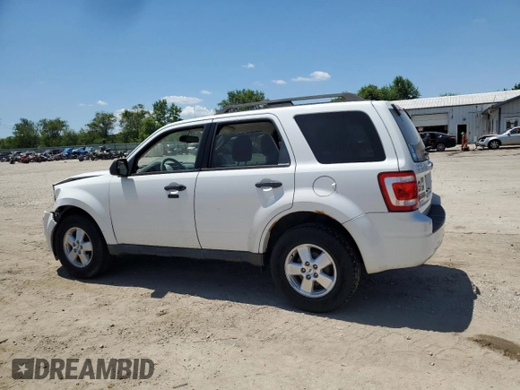 2012 Ford Escape XLT z VIN 1FMCU9DG3CKA09843, wystawiony jako Copart lot #63585395 z przebiegiem Nie podano mil oraz Szkoda całkowita • Salvage title. Historia ofert i sprzedaży dostępna na DreamBid. Obrazek 2.