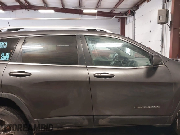2019 Jeep Cherokee Latitude Plus with VIN 1C4PJMLX1KD272810, listed as a IAAI auction lot 41489966 with 97,192 mi miles and . Bid and sale history available at DreamBid. Image 14.