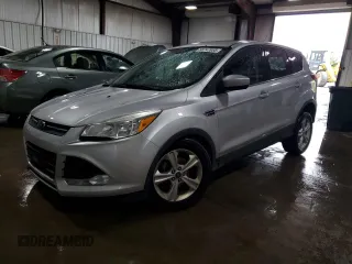2015 Ford Escape SE z VIN 1FMCU0G79FUC58244, wystawiony jako Copart lot #58747855 z przebiegiem 91 489 mil mil oraz Szkoda całkowita • Salvage title. Historia ofert i sprzedaży dostępna na DreamBid. Obrazek 1.