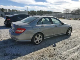 2011 Mercedes-Benz C 300 Sport с VIN WDDGF5EBXBR157415, выставлен на аукционе Copart как лот 46500545 с пробегом 142 927 миль миль и Чистый • Clean title. История ставок и продаж доступна на DreamBid. Изображение 3.