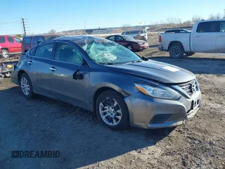 2017 Nissan Altima S с VIN 1N4AL3AP3HN358321, выставлен на аукционе IAAI как лот 41154311 с пробегом 62 936 миль миль и . История ставок и продаж доступна на DreamBid. Изображение 1.