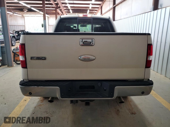 2007 Ford F-150 XLT z VIN 1FTPW12V17FA34578, wystawiony jako Copart lot #52504705 z przebiegiem 229 617 mil mil oraz Szkoda całkowita • Salvage title. Historia ofert i sprzedaży dostępna na DreamBid. Obrazek 6.