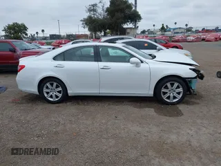 2009 Lexus ES 350 with VIN JTHBJ46G892338439, listed as a IAAI auction lot 41880952 with 90,747 mi miles. Bid and sale history available at carsss.com. Image 14.