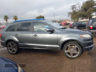 2014 Audi Q7 3.0L TDI Prestige with VIN WA1WMAFE0ED018516, listed as a IAAI auction lot 41749208 with 129,498 mi miles. Bid and sale history available at carsss.com. Image 13.