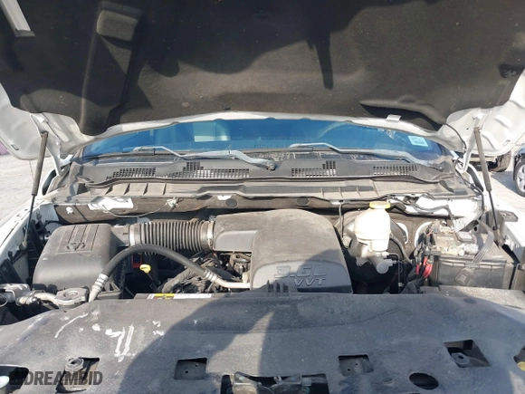 2019 Ram 1500 Classic Tradesman with VIN 3C6JR6DG2KG502762, listed as a IAAI auction lot 41866537 with 234,549 mi miles. Bid and sale history available at carsss.com. Image 10.