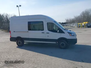 2019 Ford Transit with VIN 1FTBW2XGXKKB14763, listed as a IAAI auction lot 41797636 with 58,122 mi miles and . Bid and sale history available at DreamBid. Image 12.