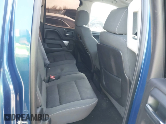 2015 Chevrolet Silverado 1500 LT with VIN 1GCRCREC2FZ297041, listed as a IAAI auction lot 41563446 with 186,163 mi miles. Bid and sale history available at carsss.com. Image 8.