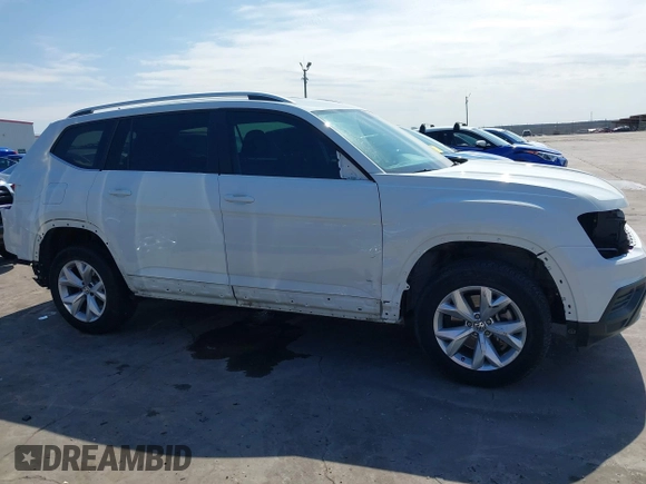 2018 Volkswagen Atlas S with VIN 1V2AP2CA1JC565274, listed as a IAAI auction lot 41686934 with 68,289 mi miles and . Bid and sale history available at DreamBid. Image 14.