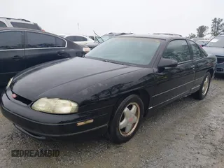 1995 Chevrolet Monte Carlo z VIN 2G1WX12X7S9250648, wystawiony jako IAAI lot #41960735 z przebiegiem 137 360 mil mil oraz . Historia ofert i sprzedaży dostępna na DreamBid. Obrazek 2.