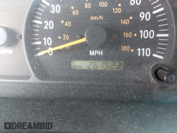 2001 Toyota Tundra SR5 with VIN 5TBRT34181S197753, listed as a IAAI auction lot 42064862 with 261,523 mi miles. Bid and sale history available at carsss.com. Image 15.