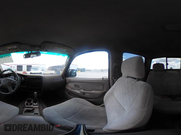 2003 Toyota Tacoma PreRunner z VIN 5TEGN92N03Z210194, wystawiony jako IAAI lot #42243037 z przebiegiem 241 047 mil mil oraz . Historia ofert i sprzedaży dostępna na DreamBid. Obrazek 18.