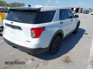 2020 Ford Police Interceptor Utility z VIN 1FM5K8AB0LGD09716, wystawiony jako IAAI lot #42054545 z przebiegiem 106 253 mil mil oraz . Historia ofert i sprzedaży dostępna na DreamBid. Obrazek 4.