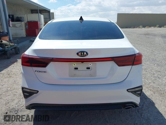 2021 Kia Forte LXS z VIN 3KPF24ADXME348303, wystawiony jako IAAI lot #42082884 z przebiegiem 102 754 mil mil oraz . Historia ofert i sprzedaży dostępna na DreamBid. Obrazek 16.