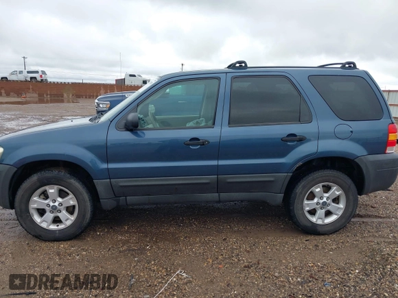 2005 Ford Escape XLT z VIN 1FMYU931X5DA21790, wystawiony jako IAAI lot #42207801 z przebiegiem 188 531 mil mil oraz . Historia ofert i sprzedaży dostępna na DreamBid. Obrazek 14.