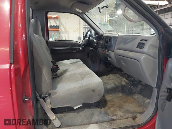 2000 Ford F-250 XL z VIN 1FTNF21L0YEB96710, wystawiony jako IAAI lot #41534150 z przebiegiem 296 680 mil mil oraz . Historia ofert i sprzedaży dostępna na DreamBid. Obrazek 5.