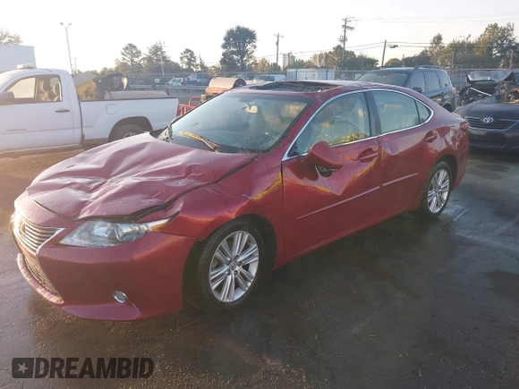 2014 Lexus ES 330 z VIN JTHBK1GGXE2113007, wystawiony jako IAAI lot #40591856 z przebiegiem 121 388 mil mil oraz . Historia ofert i sprzedaży dostępna na DreamBid. Obrazek 2.