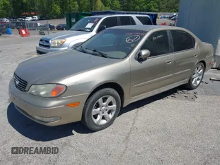 2004 Infiniti I35 with VIN JNKDA31A74T212730, listed as a IAAI auction lot 41875508 with 183,741 mi miles. Bid and sale history available at carsss.com. Image 2.