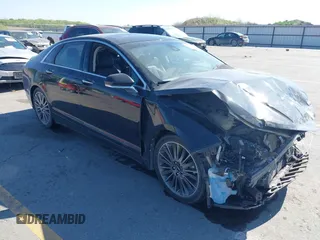 2013 Lincoln MKZ z VIN 3LN6L2J90DR803757, wystawiony jako IAAI lot #42255453 z przebiegiem 56 641 mil mil oraz . Historia ofert i sprzedaży dostępna na DreamBid. Obrazek 1.