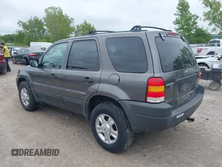 2004 Ford Escape XLT z VIN 1FMCU931X4DA18154, wystawiony jako IAAI lot #42364169 z przebiegiem 173 391 mil mil oraz . Historia ofert i sprzedaży dostępna na DreamBid. Obrazek 3.