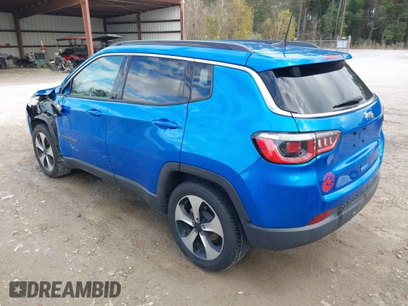 2017 Jeep Compass Latitude z VIN 3C4NJCBB4HT668787, wystawiony jako IAAI lot #41341341 z przebiegiem 86 026 mil mil oraz . Historia ofert i sprzedaży dostępna na DreamBid. Obrazek 3.