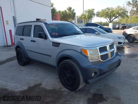 2007 Dodge Nitro SXT with VIN 1D8GT28K27W619313, listed as a IAAI auction lot 41917685 with 195,841 mi miles. Bid and sale history available at carsss.com. Image 1.