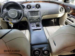 2013 Jaguar XJ with VIN SAJWA2GB3DLV41012, listed as a Copart auction lot 78903144 with 116,923 mi miles and Clean Title. Bid and sale history available at carsss.com. Image 8.