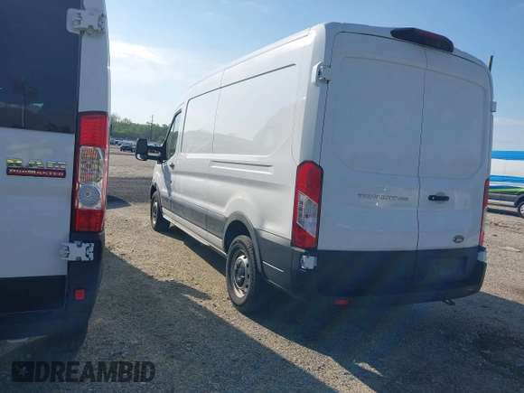 2023 Ford Transit Cargo with VIN 1FTBR1C89PKA58175, listed as a IAAI auction lot 42007354 with 55,141 mi miles. Bid and sale history available at carsss.com. Image 3.