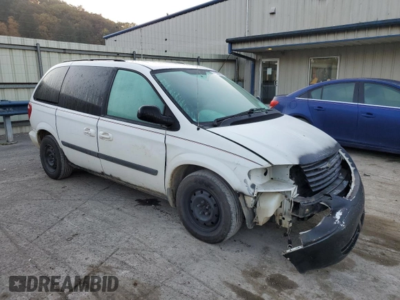 2007 Chrysler Town & Country with VIN 1A8GJ45R07B221793, listed as a Copart auction lot 77323894 with 221,573 mi miles and Salvage Title. Bid and sale history available at DreamBid. Image 4.