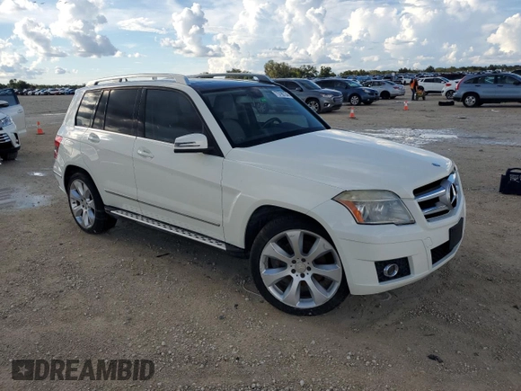 2010 Mercedes-Benz GLK 350 with VIN WDCGG8HBXAF256959, listed as a Copart auction lot 73790734 with 13,072 mi miles and Salvage Title. Bid and sale history available at DreamBid. Image 4.