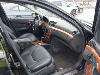 2002 Mercedes-Benz S-Class 4.3L with VIN WDBNG70JX2A298541, listed as a IAAI auction lot 41757586 with 98,305 mi miles. Bid and sale history available at carsss.com. Image 5.