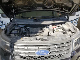 2019 Ford Police Interceptor Utility z VIN 1FM5K8AR3KGA63319, wystawiony jako Copart lot #49669175 z przebiegiem 100 110 mil mil oraz Szkoda całkowita • Salvage title. Historia ofert i sprzedaży dostępna na DreamBid. Obrazek 12.