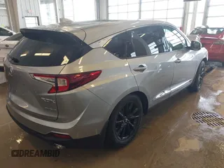 2019 Acura RDX with VIN 5J8TC2H38KL028064, listed as a IAAI auction lot 41592631 with 1 mi miles. Bid and sale history available at carsss.com. Image 4.