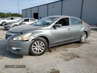 2015 Nissan Altima 2.5 z VIN 1N4AL3AP2FC288819, wystawiony jako Copart lot #57881125 z przebiegiem 231 670 mil mil oraz Szkoda całkowita • Salvage title. Historia ofert i sprzedaży dostępna na DreamBid. Obrazek 1.