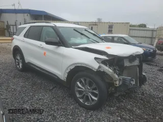 2023 Ford Explorer XLT z VIN 1FMSK7DHXPGA98298, wystawiony jako Copart lot #52018335 z przebiegiem 41 960 mil mil oraz Szkoda całkowita • Salvage title. Historia ofert i sprzedaży dostępna na DreamBid. Obrazek 4.