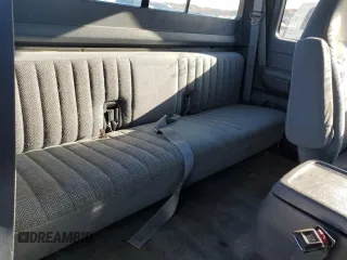 1992 Ford F-250 с VIN 1FTHX26G8NKB92391, выставлен на аукционе Copart как лот 42746455 с пробегом 191 244 миль миль и Чистый • Clean title. История ставок и продаж доступна на DreamBid. Изображение 10.