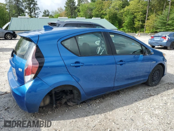 2015 Toyota Prius One with VIN JTDKDTB32F1583941, listed as a Copart auction lot 57300965 with 220,789 mi miles and Clean Title. Bid and sale history available at DreamBid. Image 3.