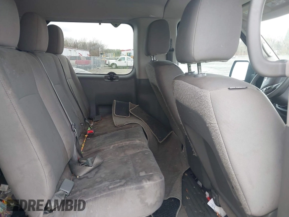2016 Nissan NV S z VIN 5BZBF0AA8GN852818, wystawiony jako IAAI lot #41957159 z przebiegiem 120 601 mil mil oraz . Historia ofert i sprzedaży dostępna na DreamBid. Obrazek 8.